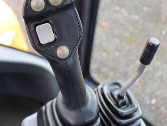 2016-volvo-l30g-1441639-46507310