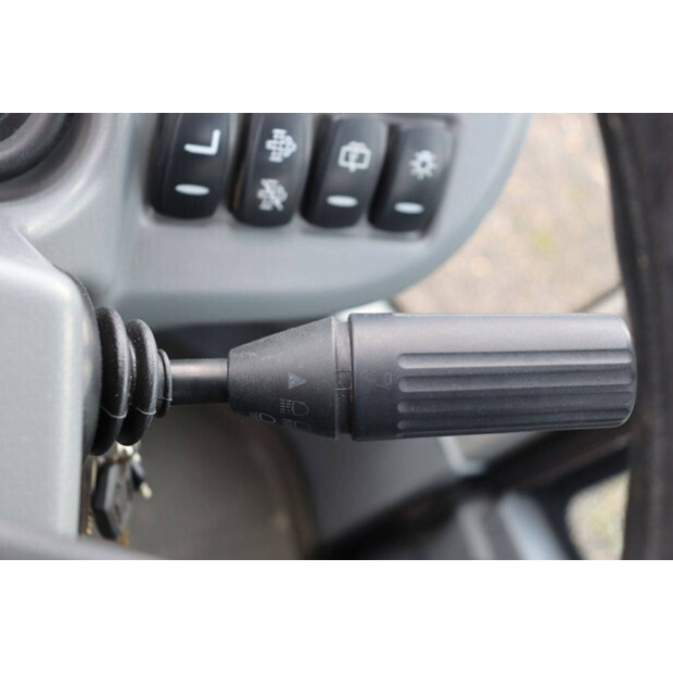 2016 Volvo L30G-46507312