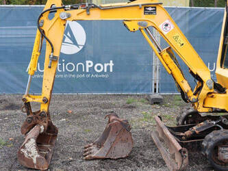 2012-yanmar-vio20-4-1441642-46507382