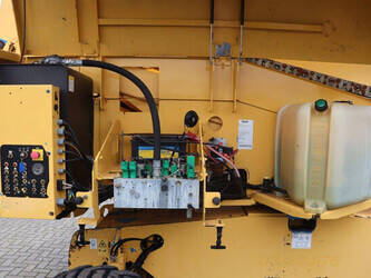 2007-genie-s-65-1441645-46507518