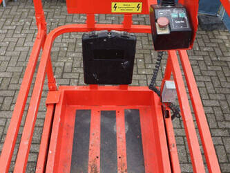 2013-genie-gs-1932-1441647-46507582