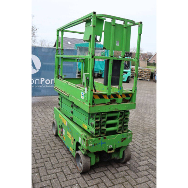 2011 جيني GS-1932-46507640