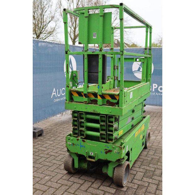 2011 جيني GS-1932-46507643