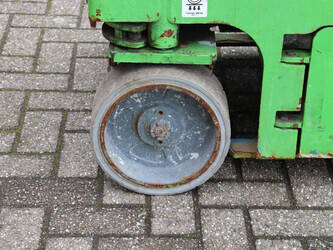 2011-genie-gs-1932-1441649-46507644