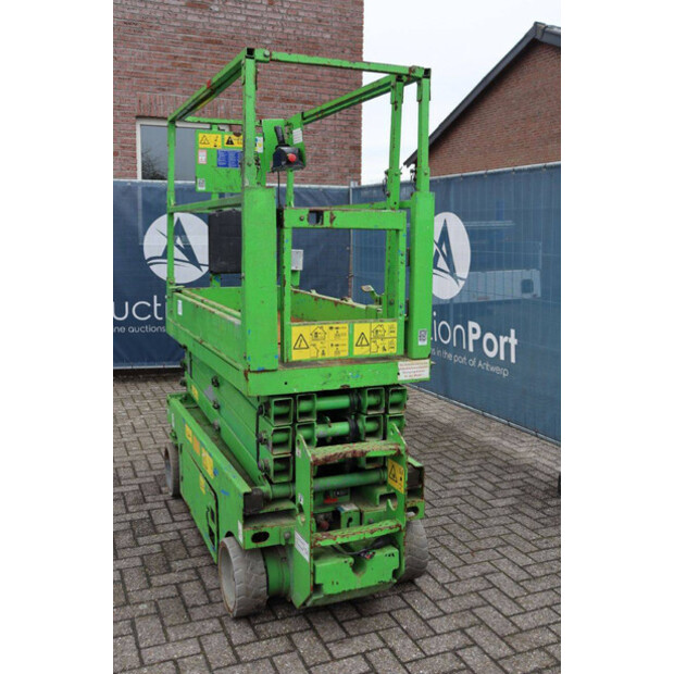 2011 جيني GS-1932-46507648