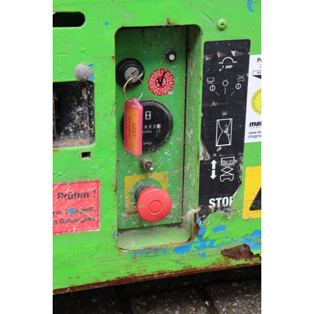 2011 جيني GS-1932-46507650