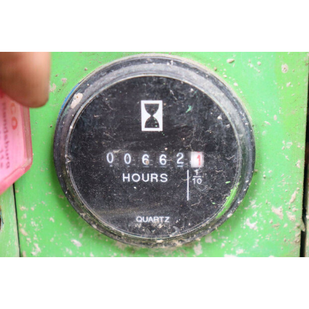 2011 جيني GS-1932-46507651