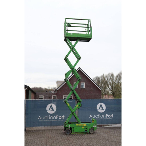 2011 جيني GS-1932-46507656