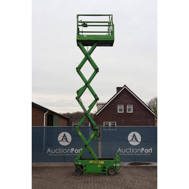 2011 جيني GS-1932-46507657