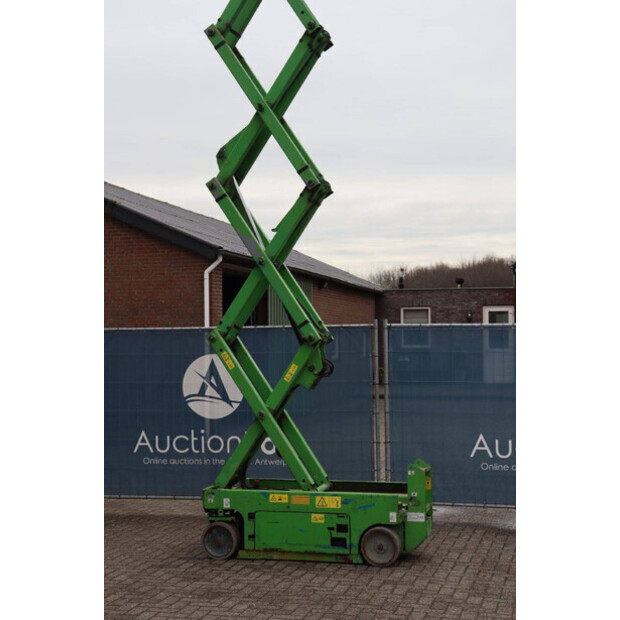 2011 جيني GS-1932-46507661