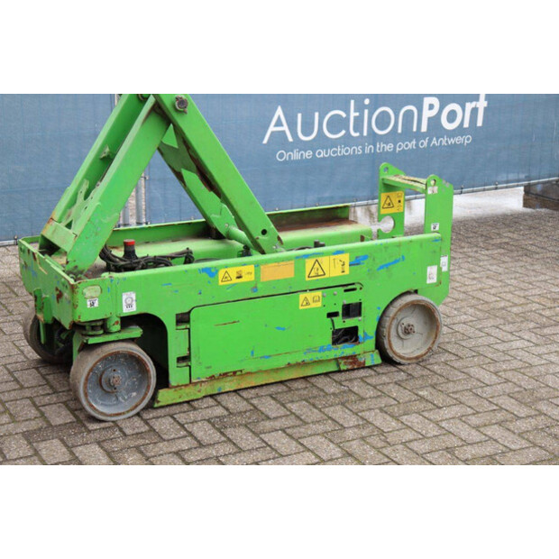 2011 جيني GS-1932-46507662