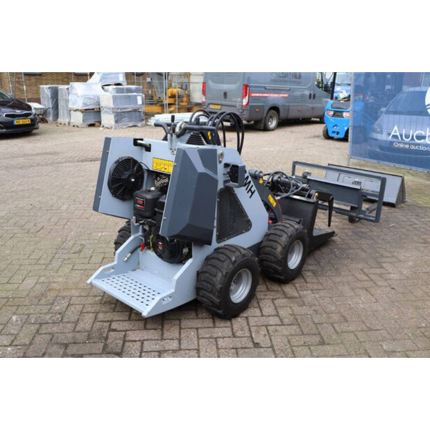 2025 Ctm HT320-46507820