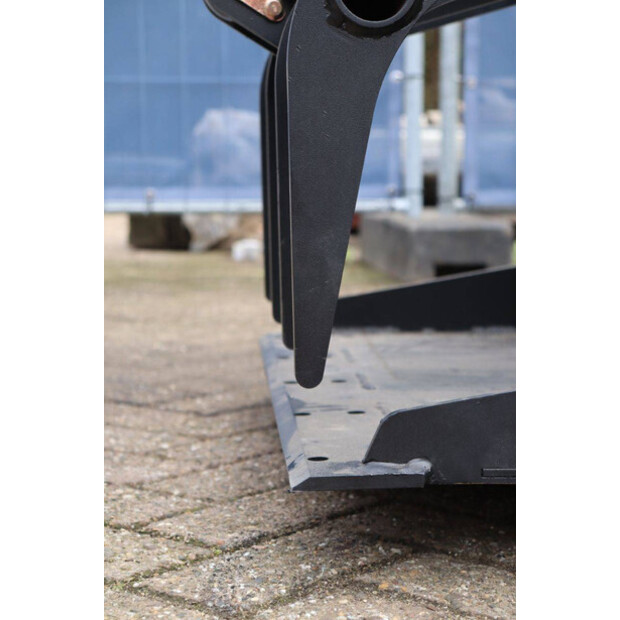 2025 Ctm HT320-46507825