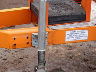 2008-thomas-150nw-46508600