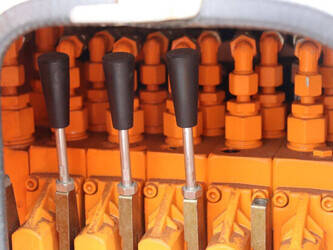 2008-thomas-150nw-46508620