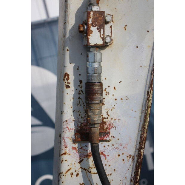 2000 TAKEUCHI TB145-46508828