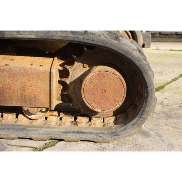 2000 TAKEUCHI TB145-46508836