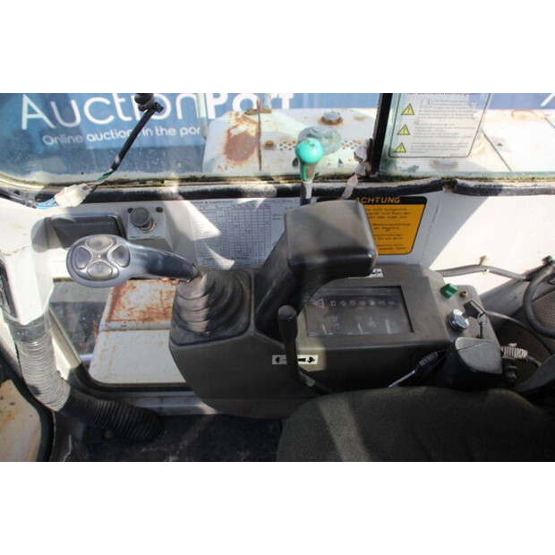 2000 TAKEUCHI TB145-46508843