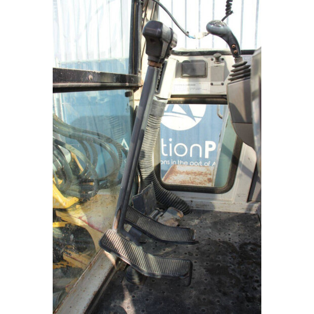 2000 TAKEUCHI TB145-46508844