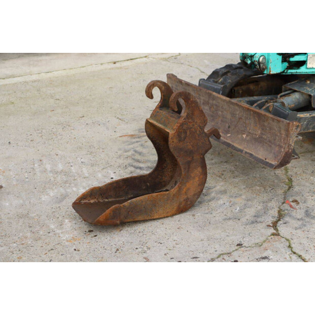 2010 اي اتش اي 19VXT-46508977