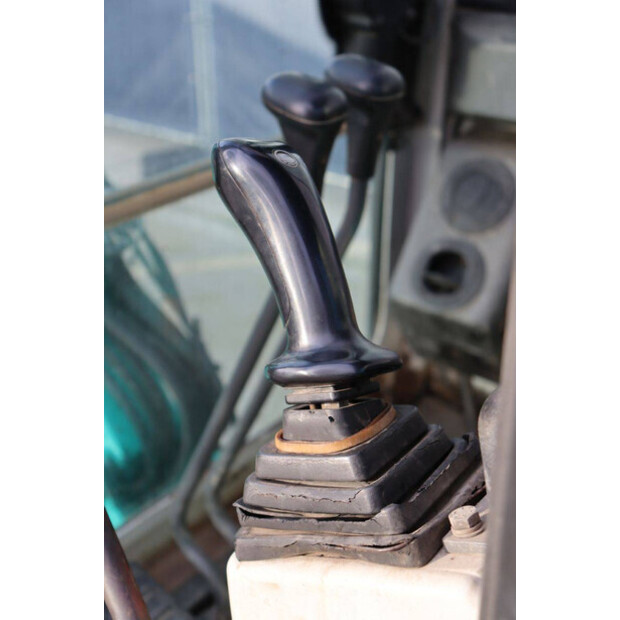 2010 اي اتش اي 19VXT-46509005