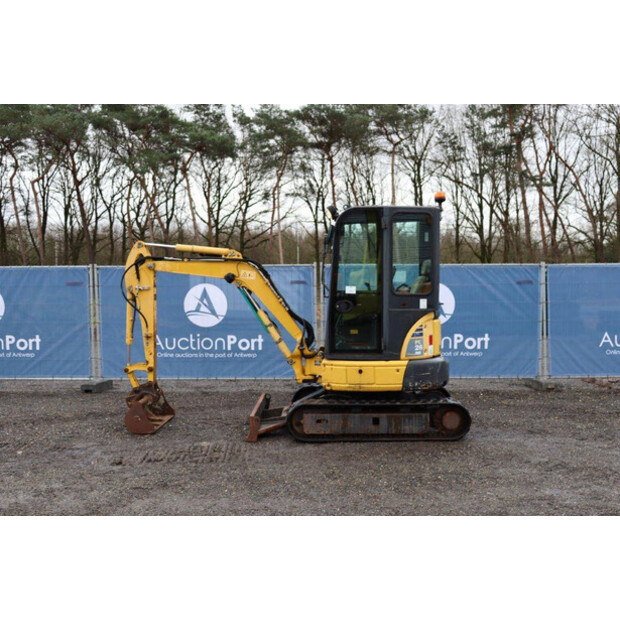 2013 Komatsu PC26MR-3-46509051