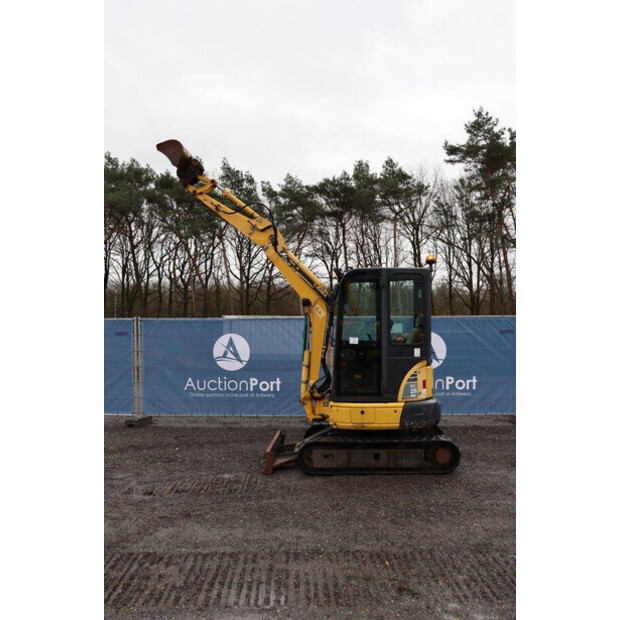 2013 Komatsu PC26MR-3-46509077