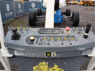 2013-jlg-1250ajp-1441691-46509093