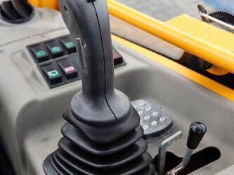 2013-atlas-60-1441692-46509143