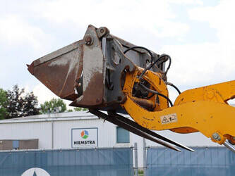 2013-atlas-60-1441692-46509153