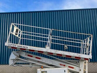 صورة ل رافعات سلة مفصلية ميك 3084