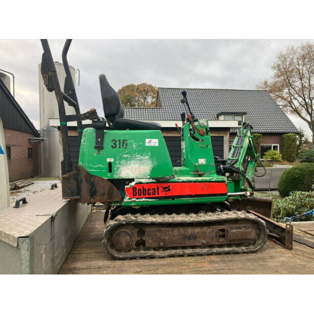 2005 بوبكات 319 EA-46509210