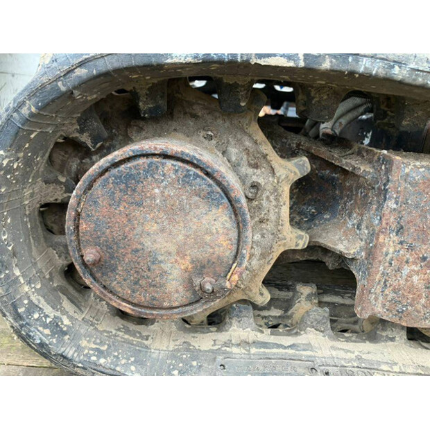 2005 بوبكات 319 EA-46509211