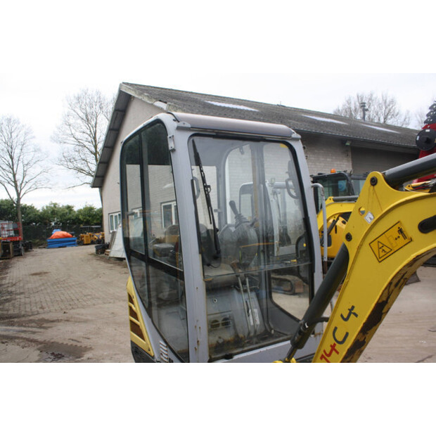 2015 نيوسون 1404-46509297