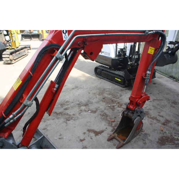 2014 YANMAR SV17-46509369