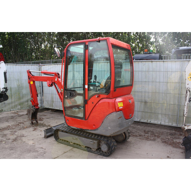 2014 YANMAR SV17-46509374