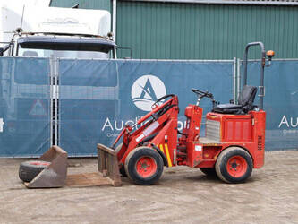 Image de CHARGEUSES SUR PNEUS 2016 Knikmops 100 POWER