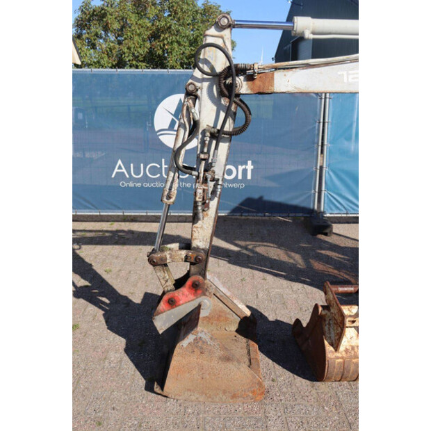 تاكوتشي TB025-46509642