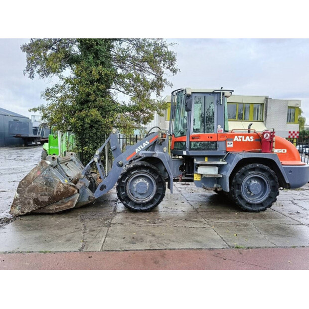 2016 Atlas L160-46509890