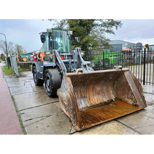 2016 Atlas L160-46509900