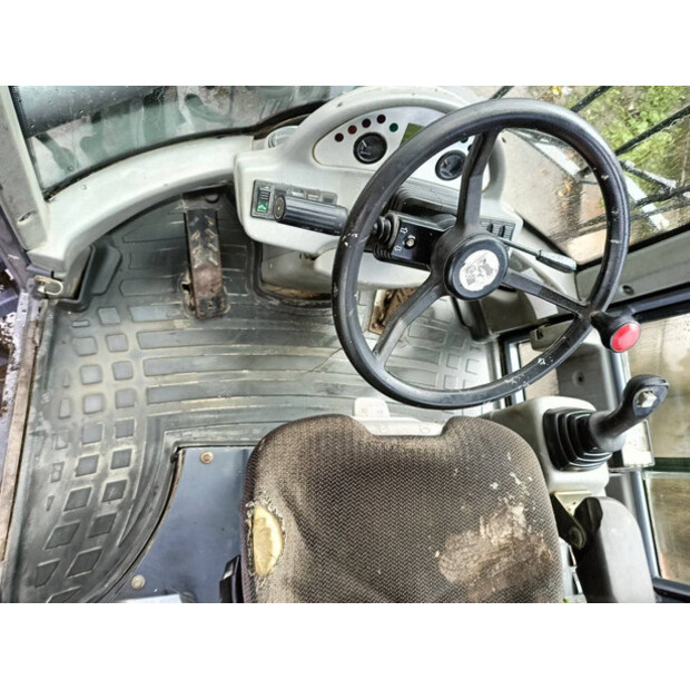 2016 Atlas L160-46509908