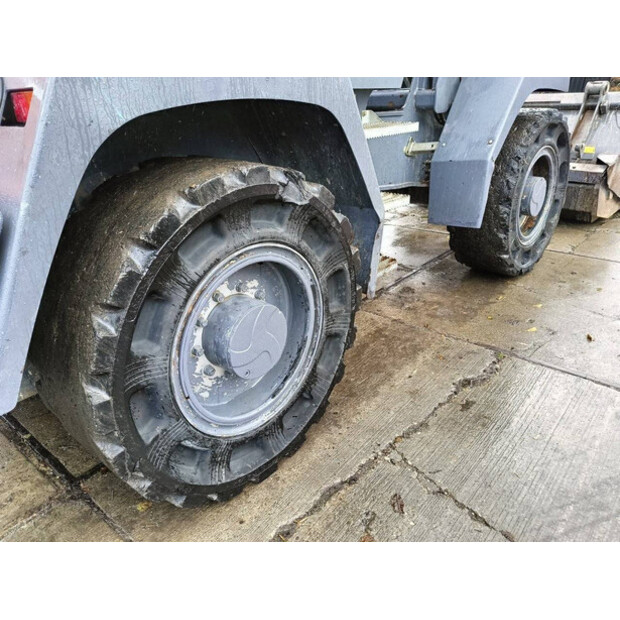 2016 Atlas L160-46509913