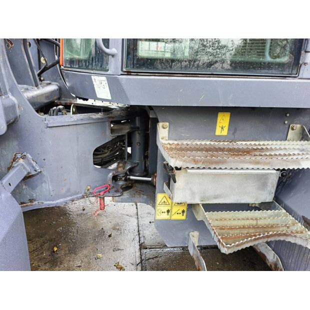 2016 Atlas L160-46509923