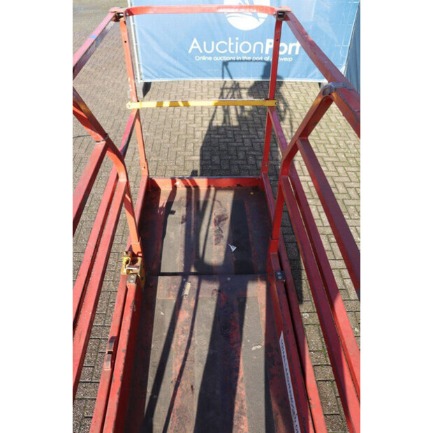 2000 Haulotte COMPACT 8-46510301