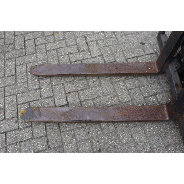 2011 Hyster H2.5FT-46510422