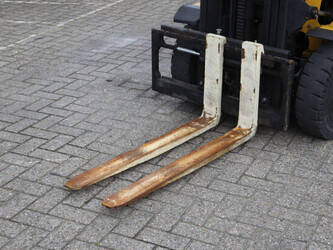 2011-yale-glp20svx-e2175-46510483