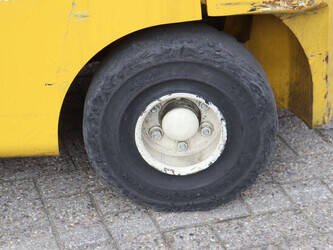 2011-yale-glp20svx-e2175-46510489