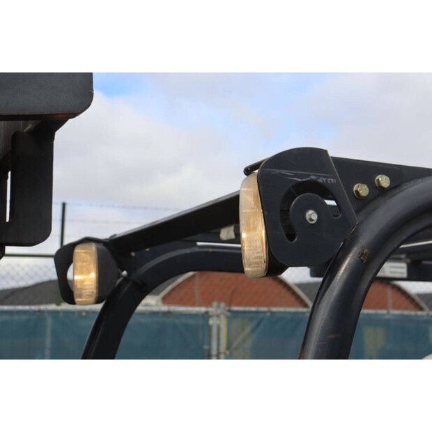 2006 دايو / دوسان B20T-5AC-46510519