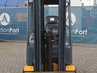 2009-jungheinrich-efg-320-1441739-46510573