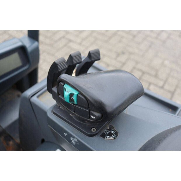 2009 جنجهينريتش EFG 320-46510592